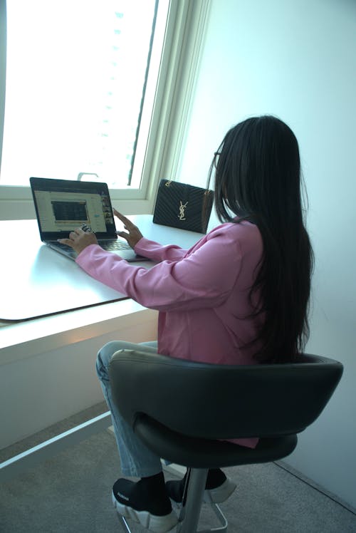 Imagine de stoc gratuită din birou de acasă, cpu, laptop cu tastatură