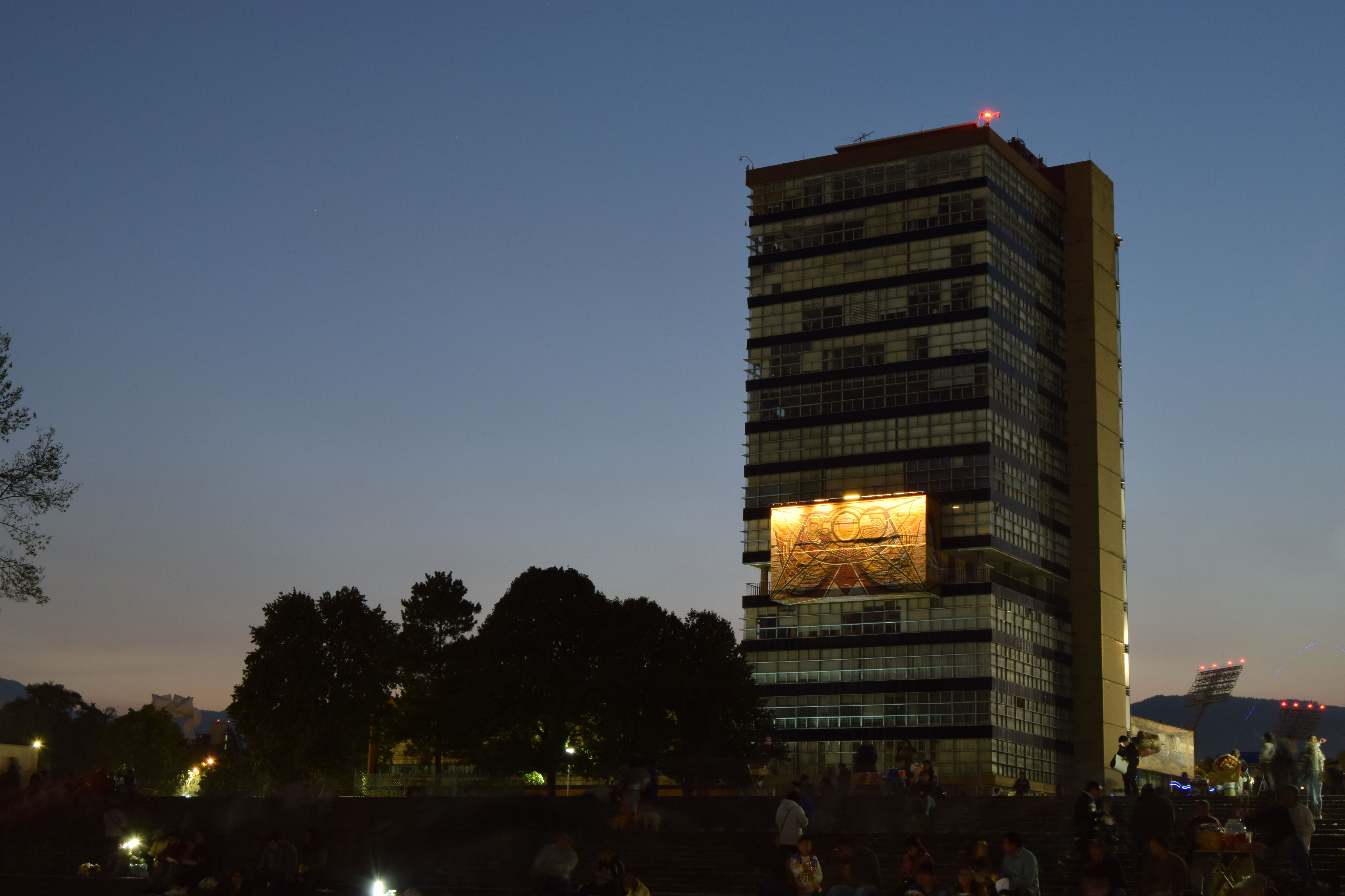 La Universidad de Chile democratiza la IA generativa: un curso gratuito que desafía las barreras del conocimiento técnico
