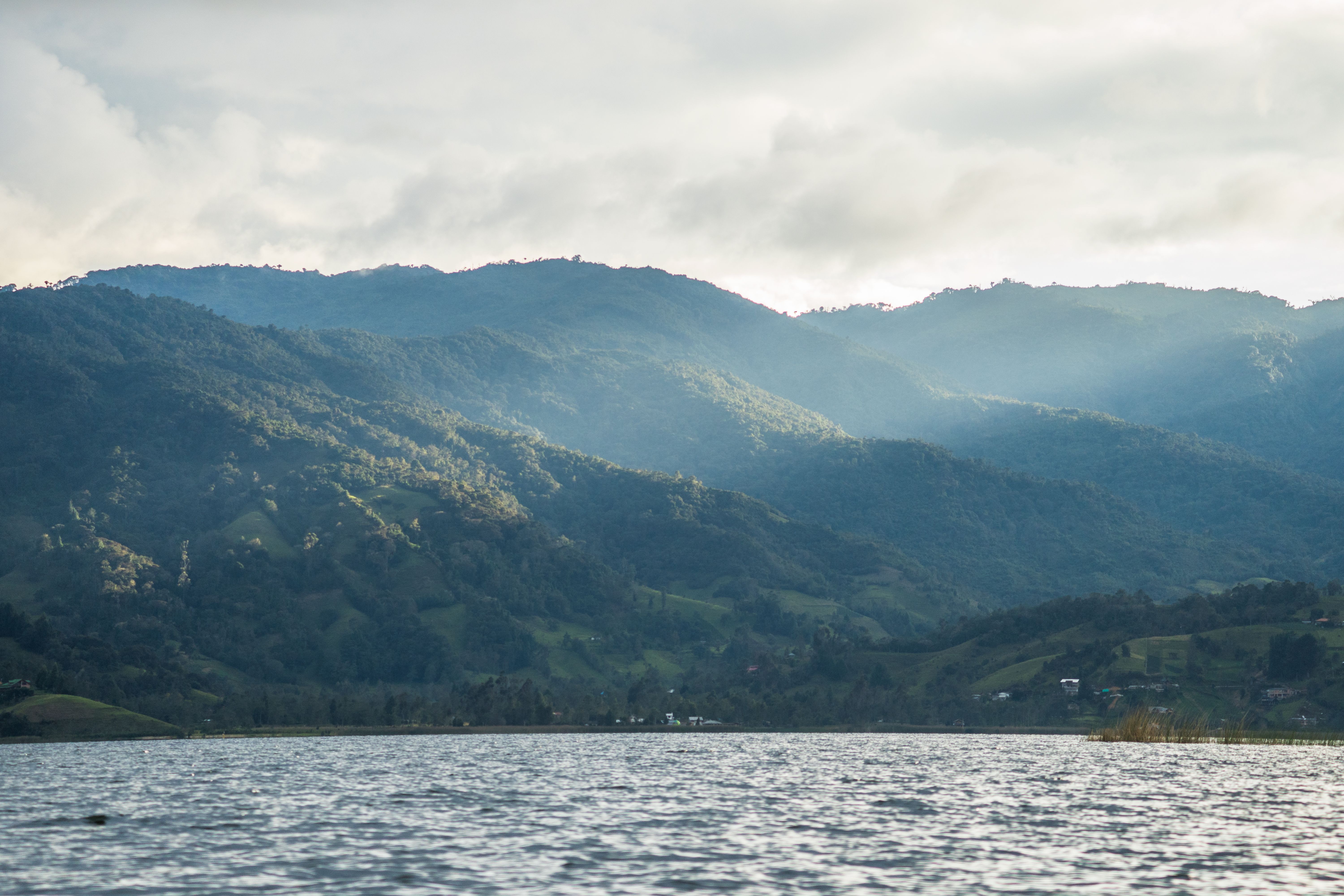 7 Day Silent Buddhist Meditation & Yoga Retreat in Colombia 1