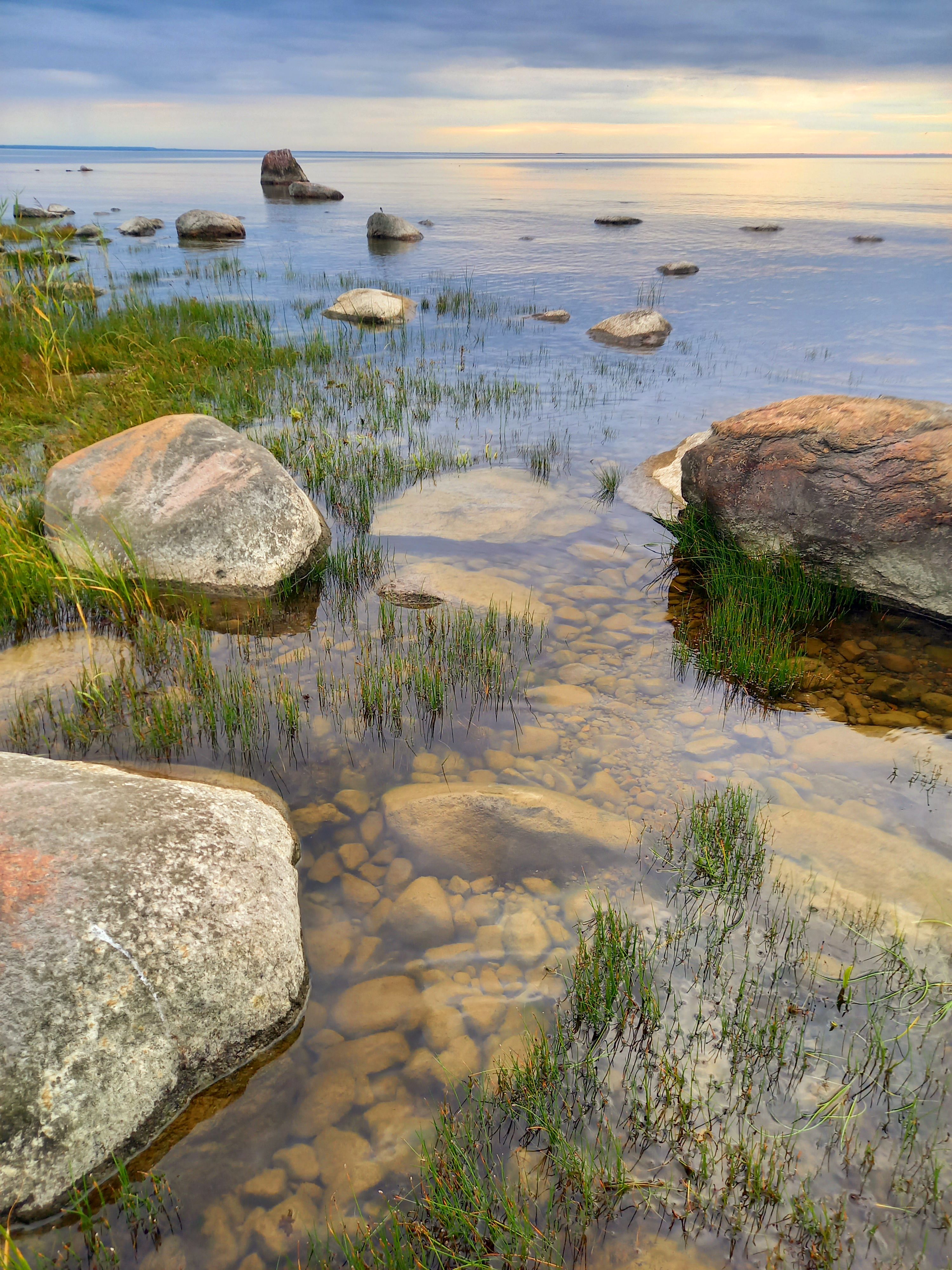 Rocks on Seashore · Free Stock Photo