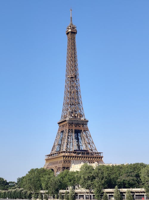 Безкоштовне стокове фото на тему «вертикальні постріл, Ейфелева вежа, культурна ікона»