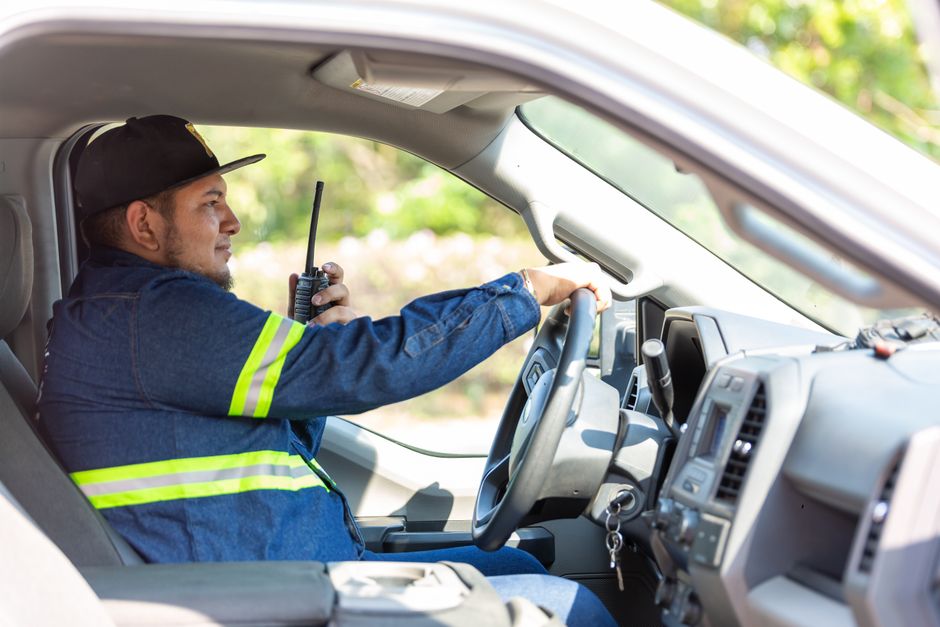 two way radio walkie talkie construction warehouse