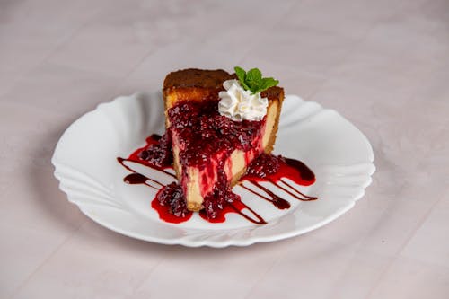 Cheesecake with a Juicy Glaze