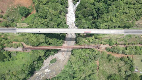 Foto d'estoc gratuïta de dron, pont abandonat, pont de tren