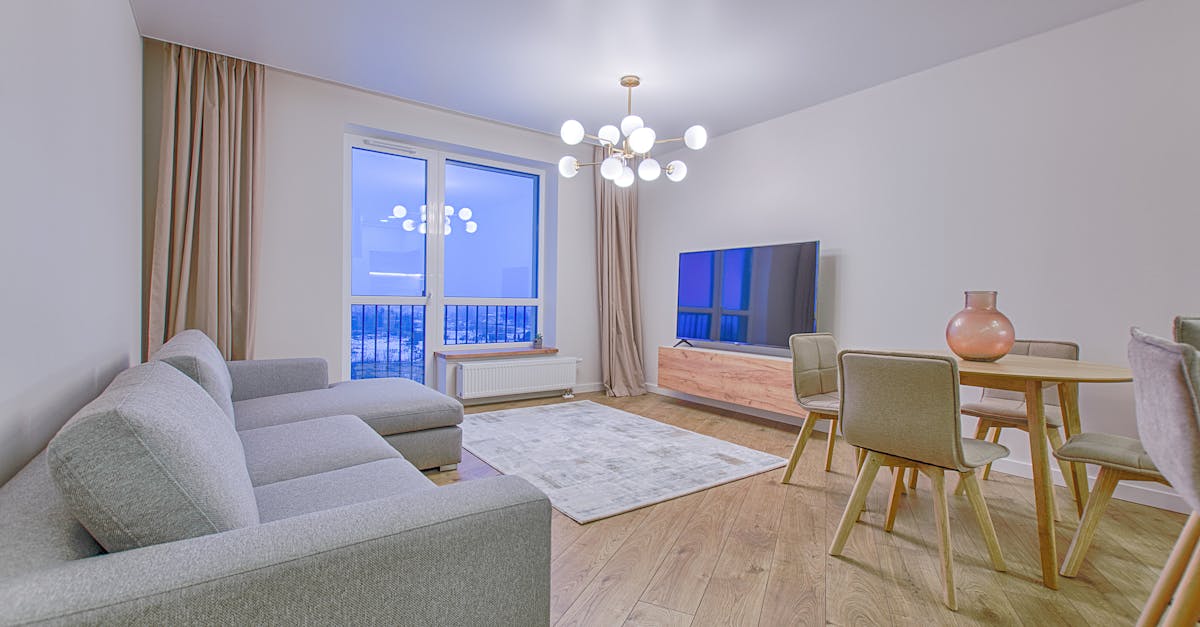 How to determine TV size for living room