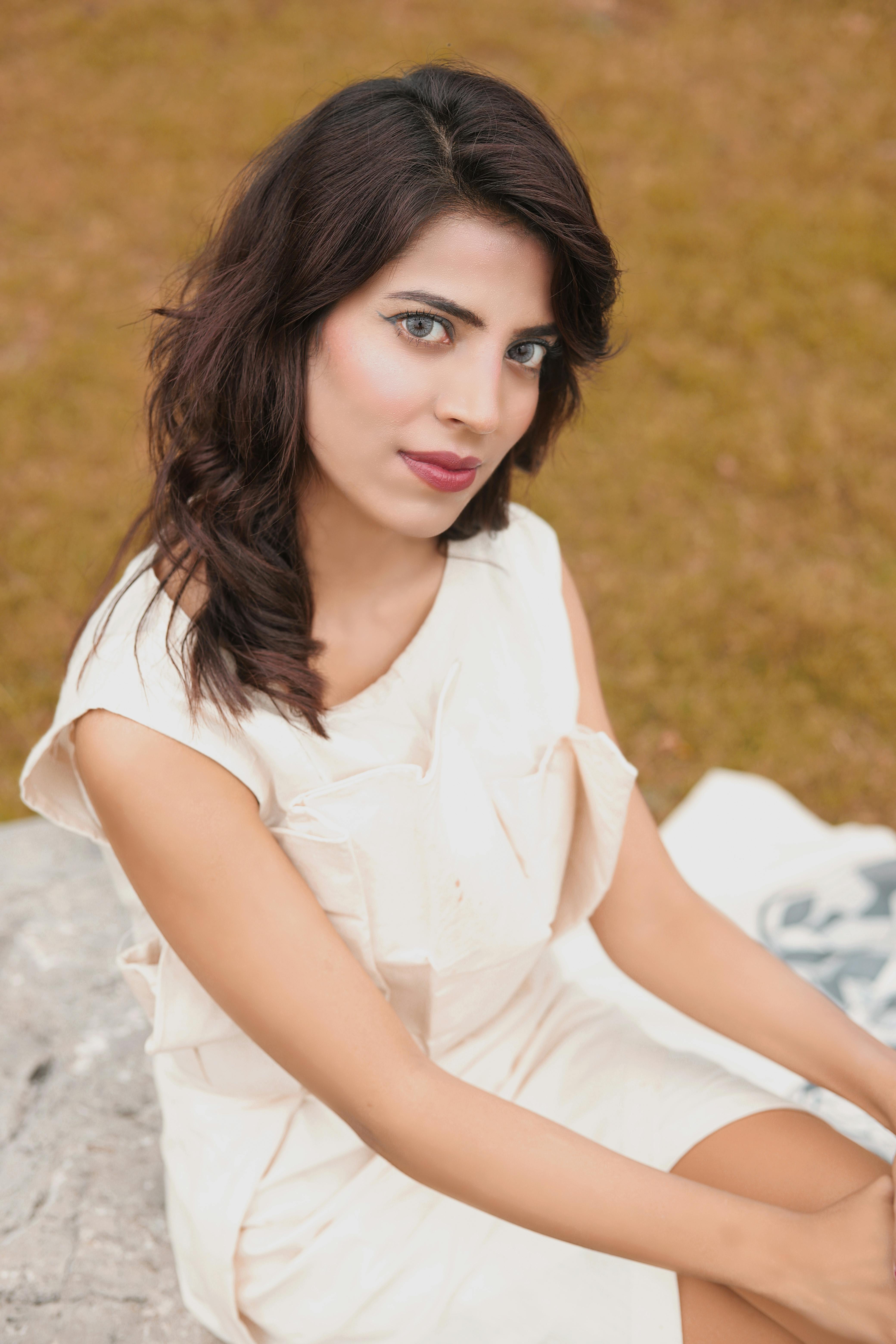fashion photography yellow background