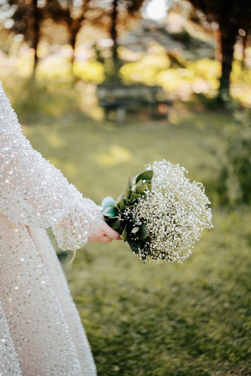 Foto d'estoc gratuïta de enfocament selectiu, fotografia del casament, mà