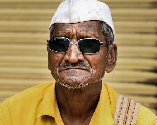 Ücretsiz emekli, Güneş gözlüğü, portre içeren Ücretsiz stok fotoğraf Stok Fotoğraflar