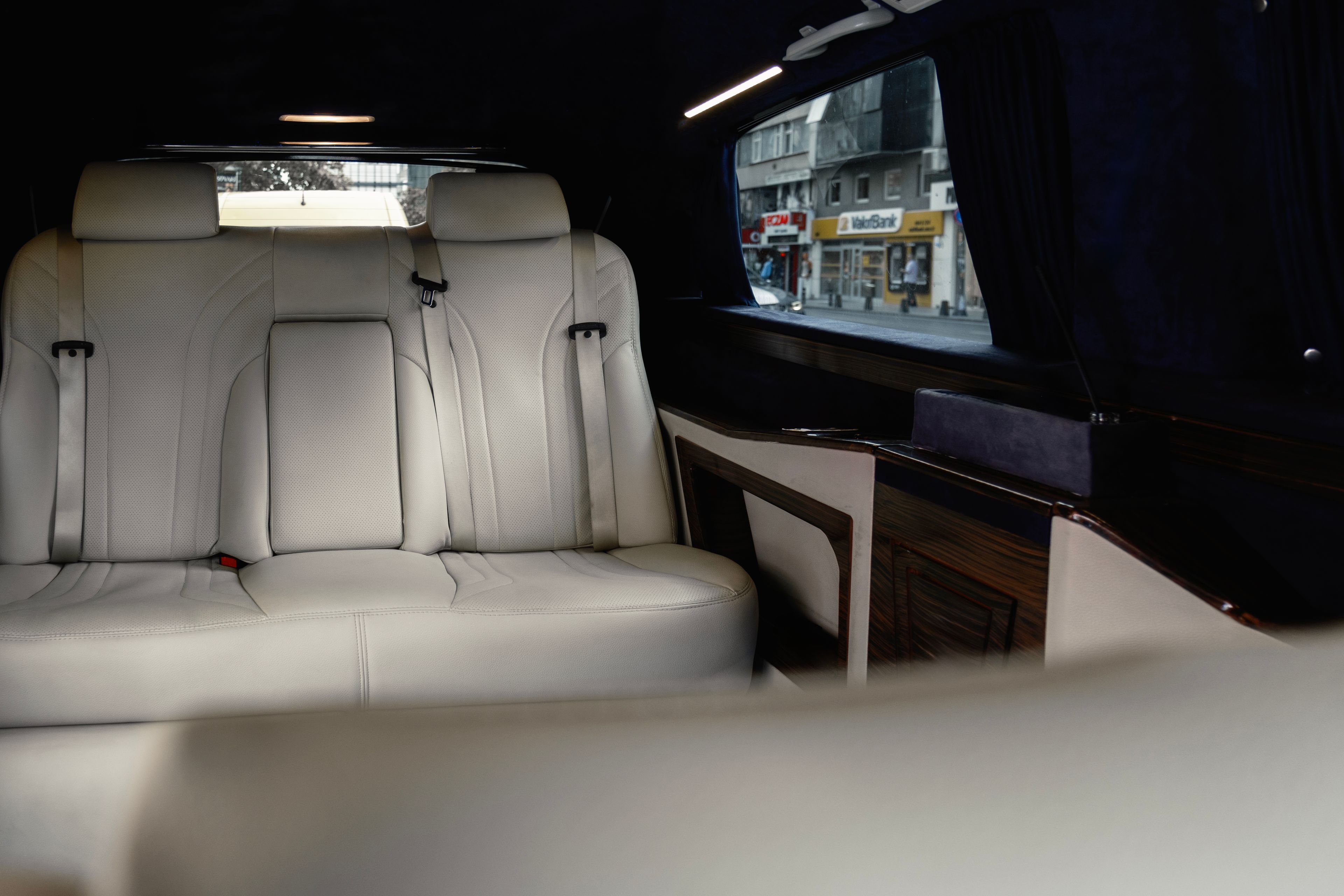 Mercedes-Benz V-Class chauffeur driven car