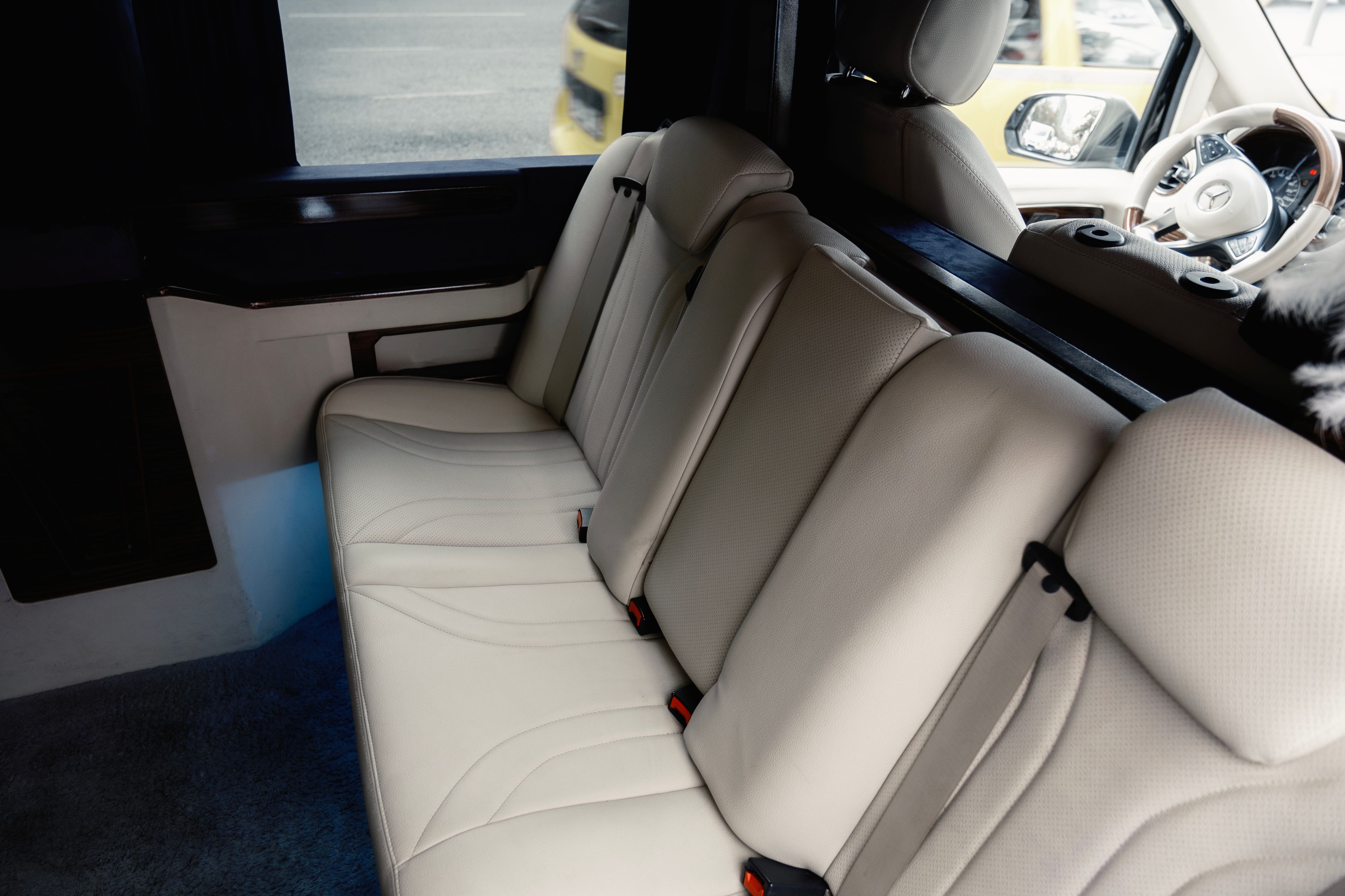 Mercedes-Benz V-Class chauffeur driven car