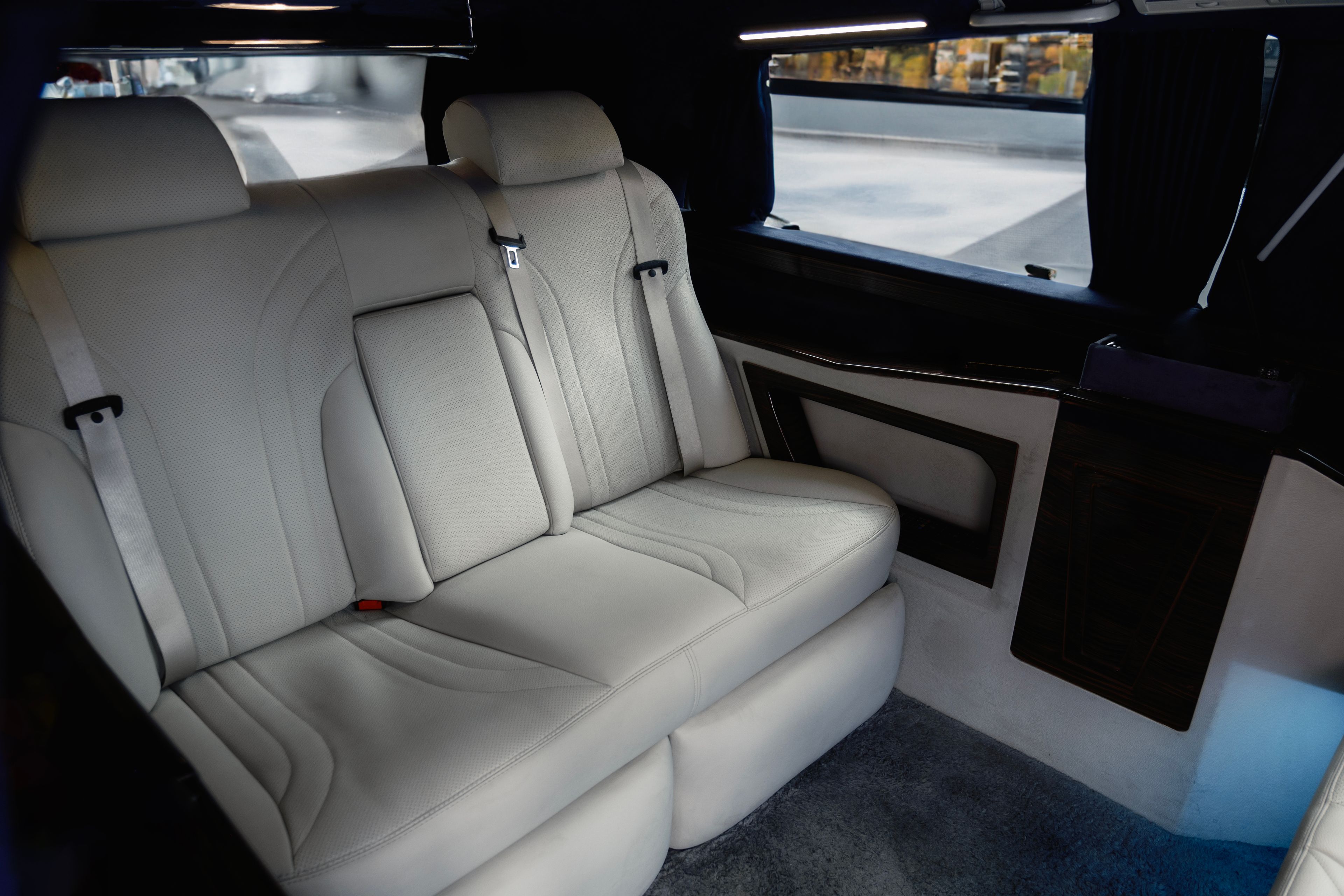 Mercedes-Benz V-Class chauffeur driven car