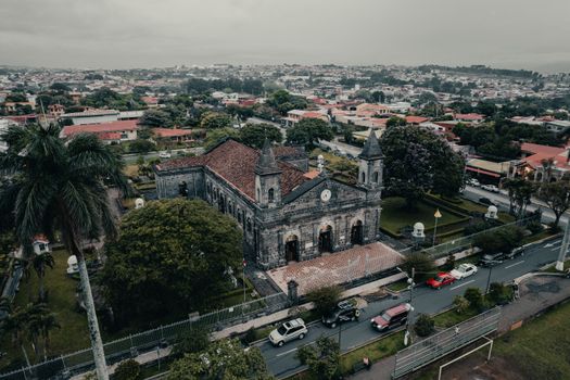 Mira Flores