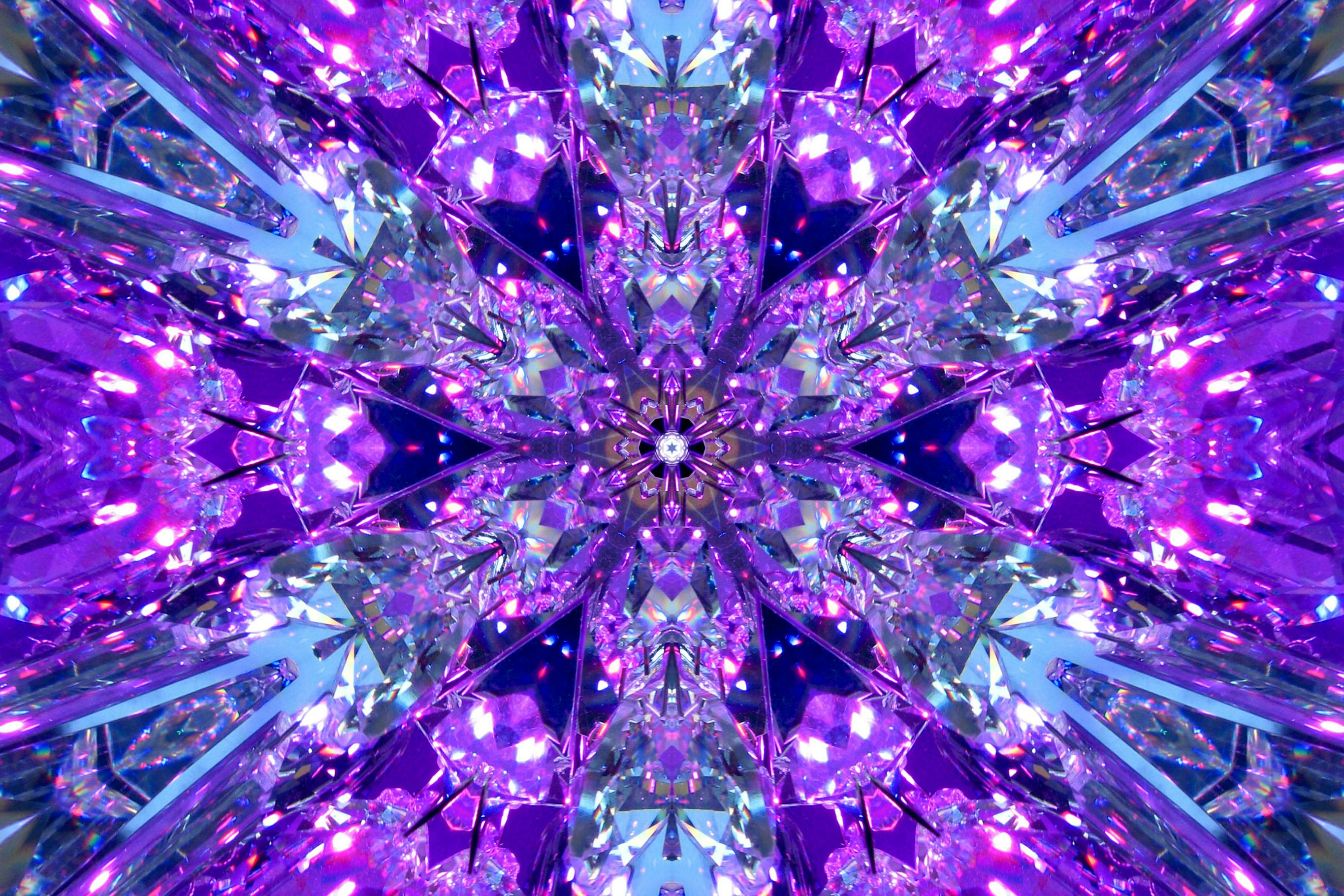 Kaleidoscope is based on the pattern of Kaleidoscope is based on the pattern of