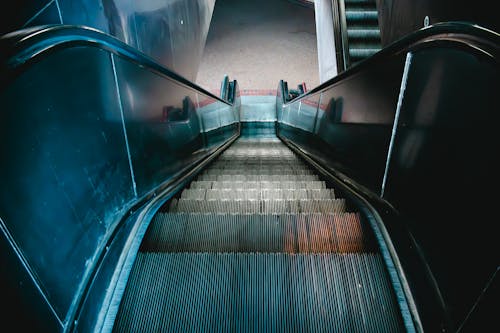 Steps of Escalator