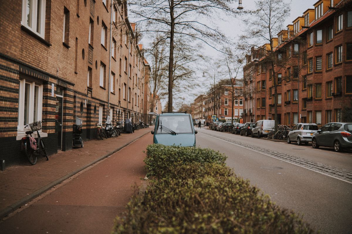 flat moves in Chilbolton — Loaded properly: blankets, straps and a plan in Chilbolton