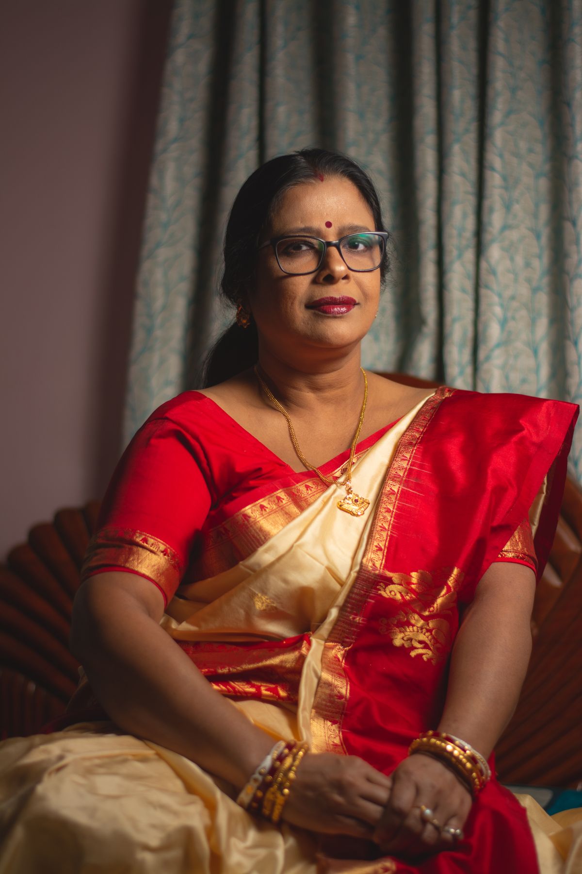 Portrait of an Indian Woman in Traditional Clothing · Free Stock Photo