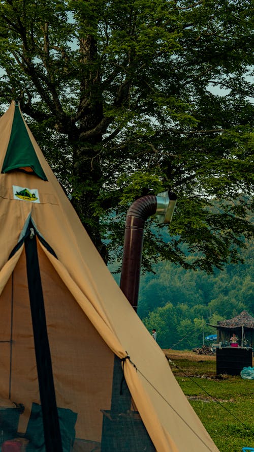 Ilmainen kuvapankkikuva tunnisteilla leiri, teltta
