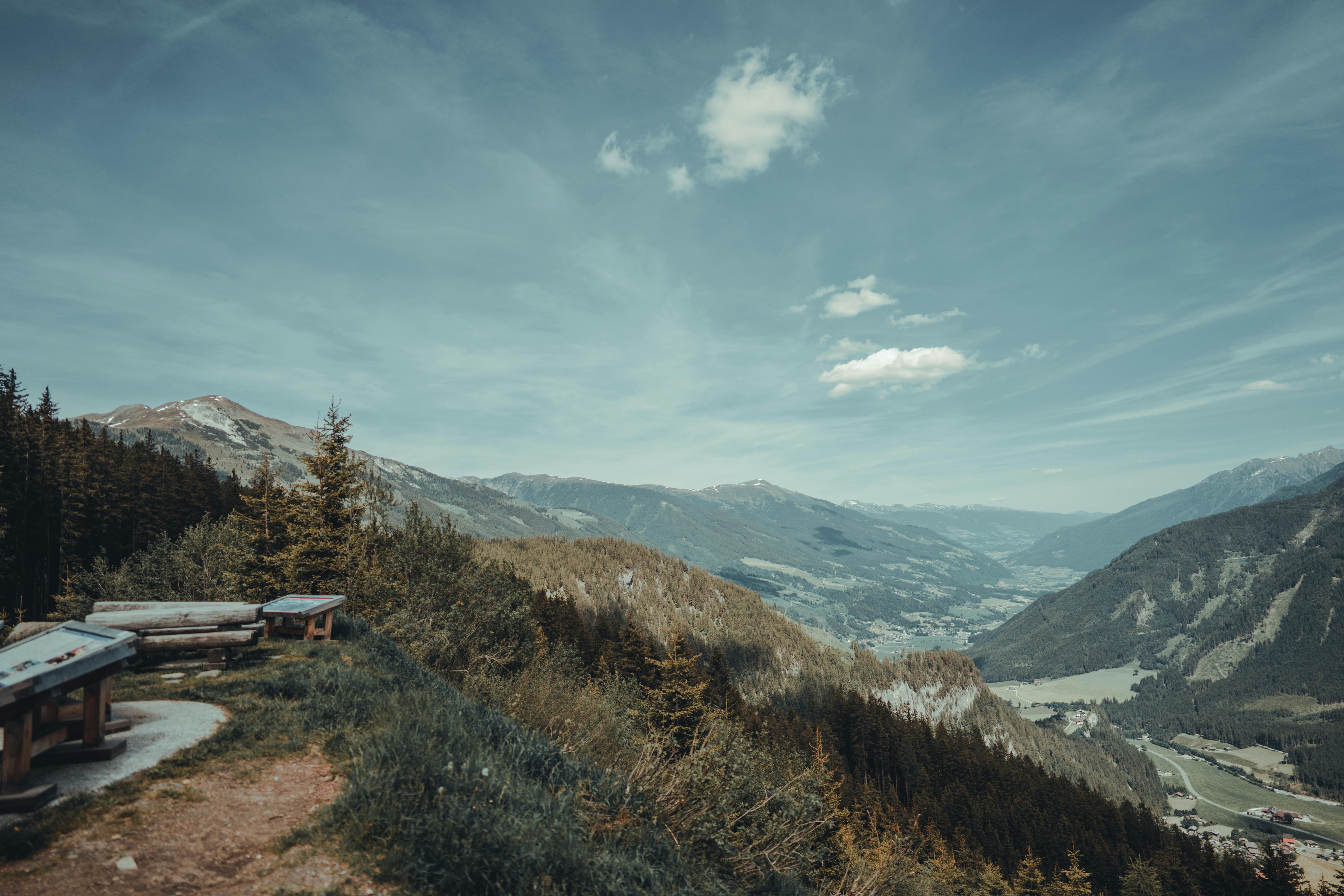 AROUND THE VALLEY visual data 2