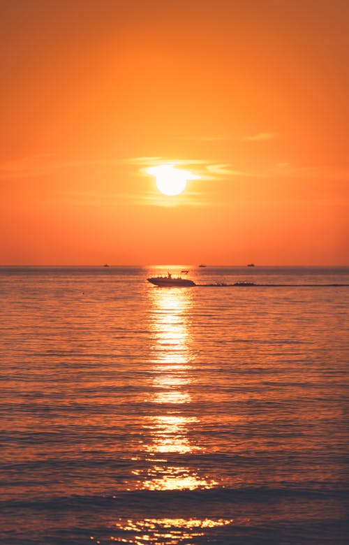 Free stock photo of boat, lake michigan, michigan