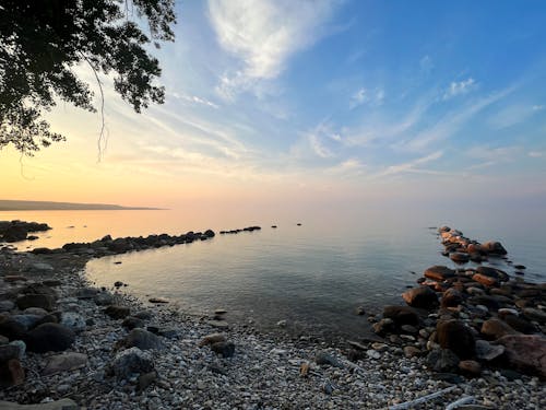 Δωρεάν στοκ φωτογραφιών με βότσαλα, βραδινός ουρανός, δύση του ηλίου