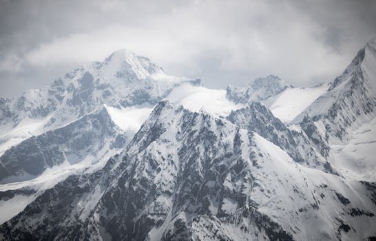 Breathtaking view of snow-covered peaks in the Austrian Alps, Hintertux.