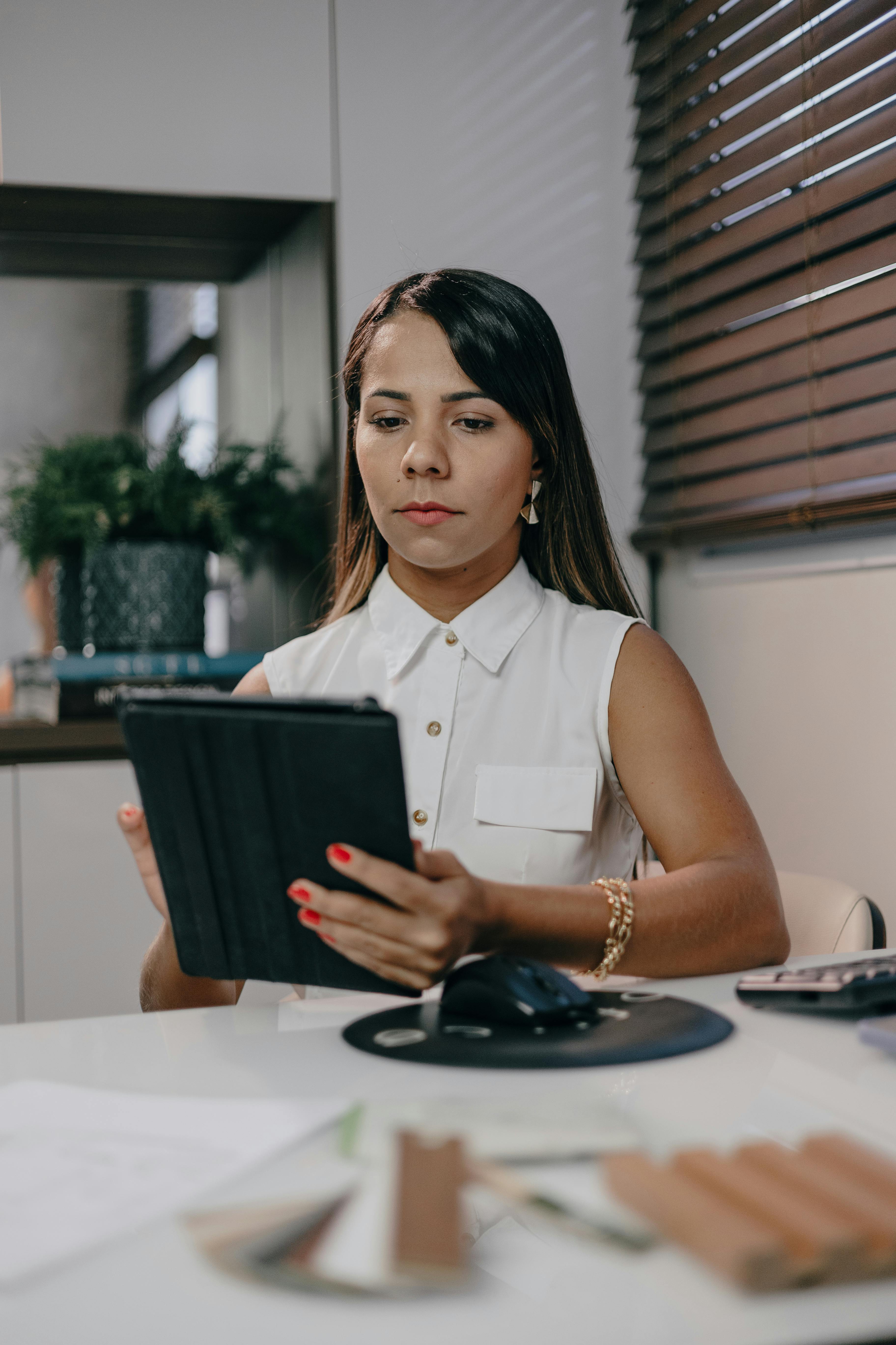 Desk Face Photos, Download The BEST Free Desk Face Stock Photos & HD Images