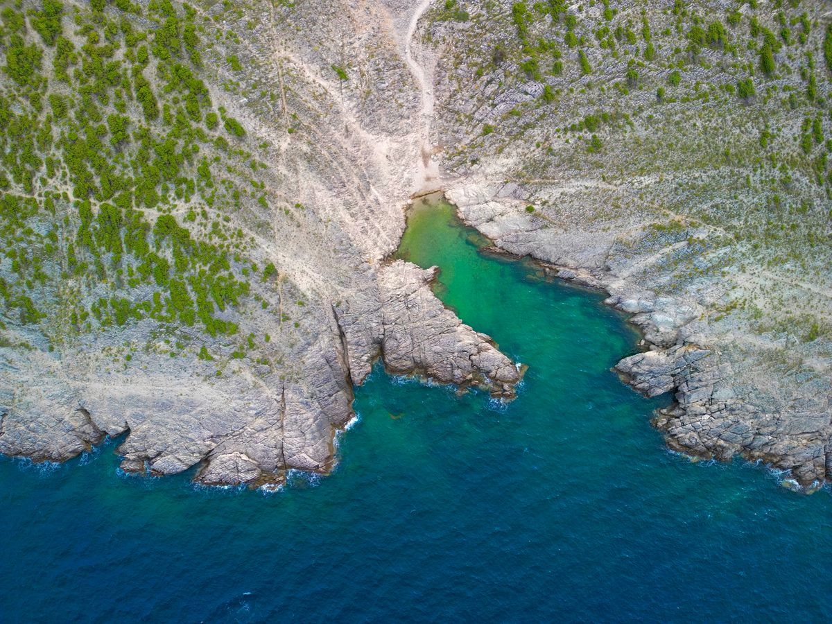 5 Day Transformational Feminine Embodiment Retreat in Croatia 2