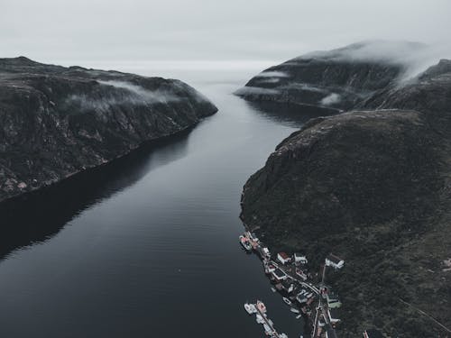 Imagine de stoc gratuită din acoperit de nori, dealuri, fiord