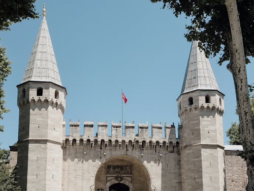 Gate of Salutation in Topkapi Palace