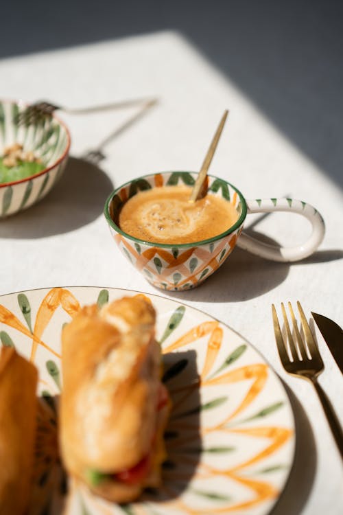 Foto profissional grátis de bebida, café, caneca