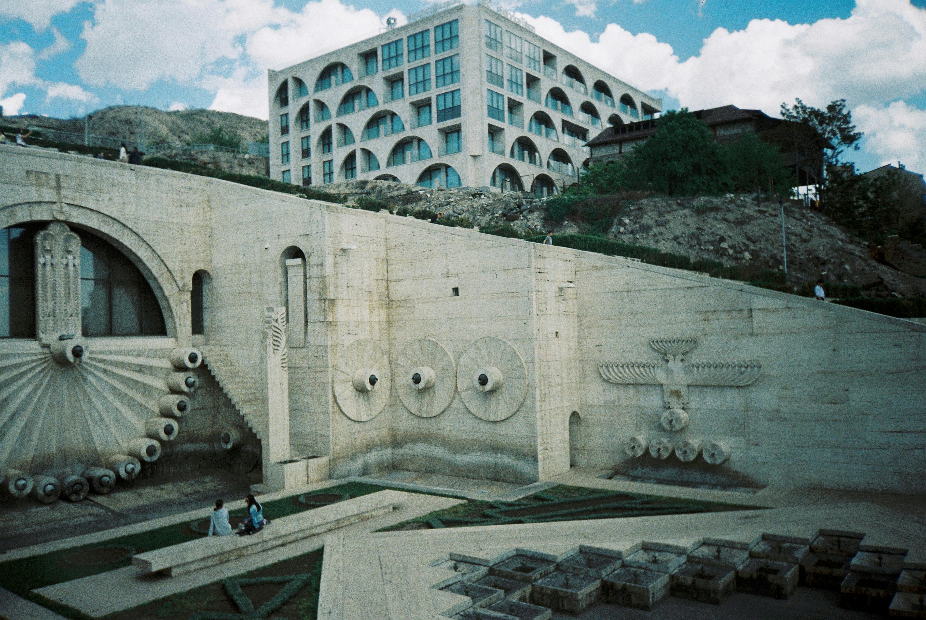Explore the stunning architecture and artistic design of the Yerevan Cascade in Armenia.