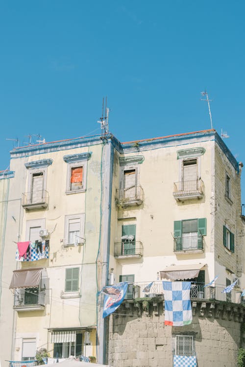 Безкоштовне стокове фото на тему «porta nolana, балкон, балкони»