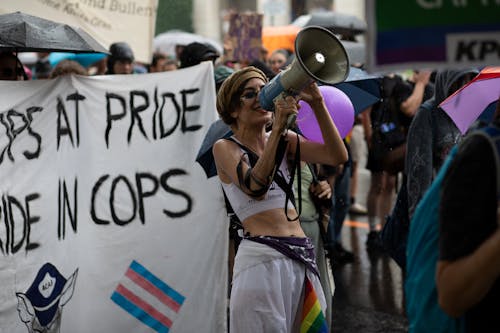 Fotobanka s bezplatnými fotkami na tému demonštrácia, gay pride-h, kričanie