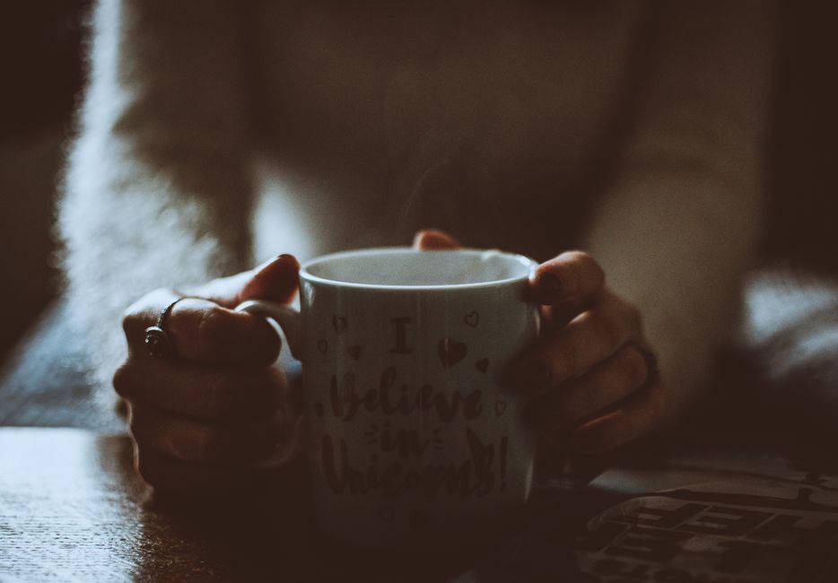 coffee mug candid lifestyle lifestyle photo 1