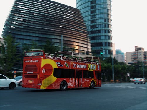 Foto stok gratis bus tingkat dua, distrik pusat kota, jalan-jalan kota
