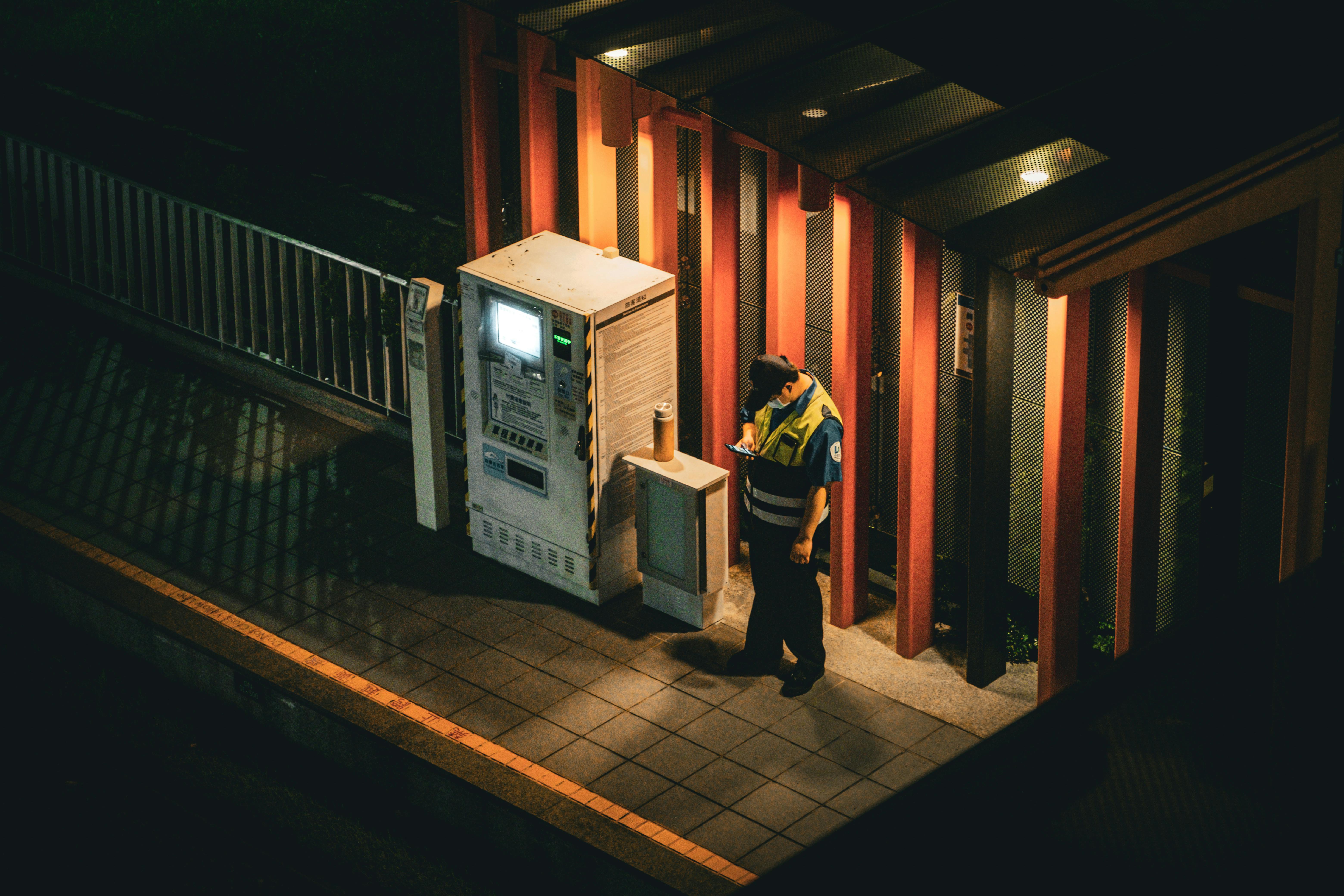 Danemarca instituie patrulă nocturnă pentru a preveni o posibilă preluare a Groenlandei de către Trump în timpul nopții