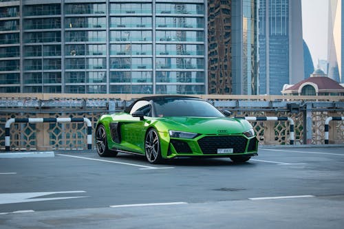 Green Audi R8