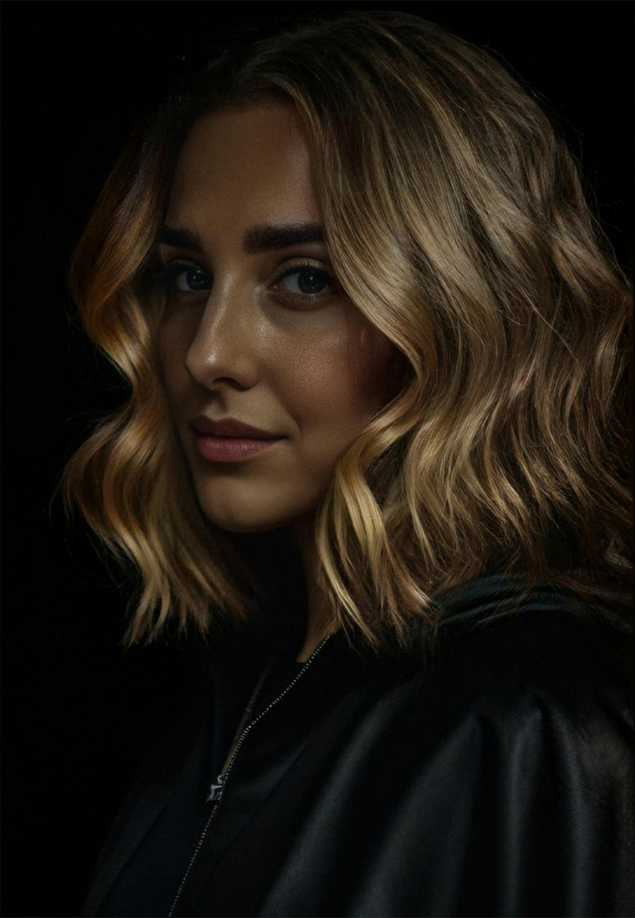 Top 176+ imagen studio sitting background hd Thcshoanghoathambadinh