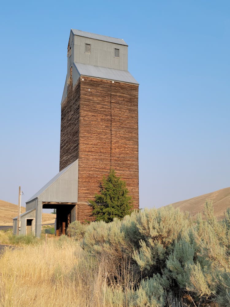 Grain Elevator In Morrow County