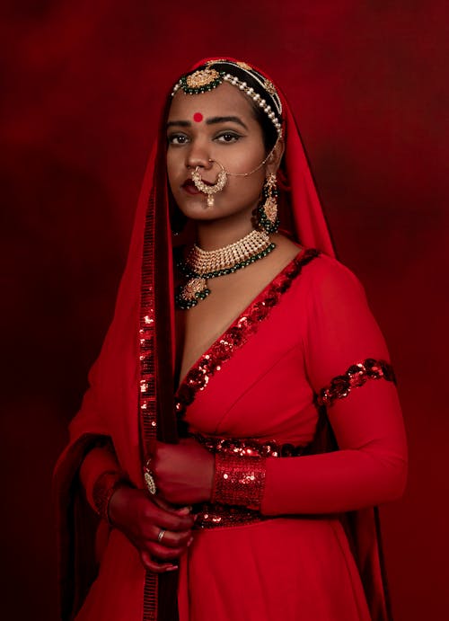 Gratis lagerfoto af elegance, gylden, indisk kvinde