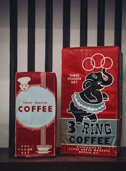 Discover vintage coffee packaging with an elephant design, perfect for retro product lovers.