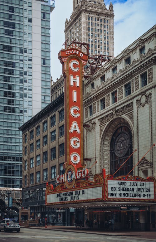 Ilmainen kuvapankkikuva tunnisteilla chicago, chicagon teatteri, katu
