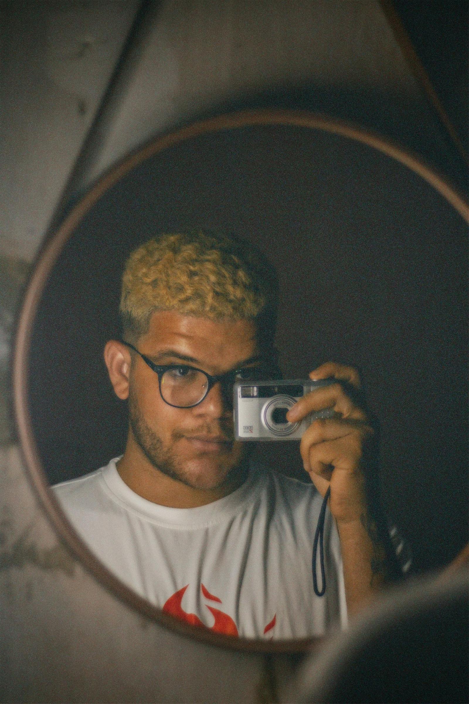 Vain Selfie Photos, Download The BEST Free Vain Selfie Stock Photos