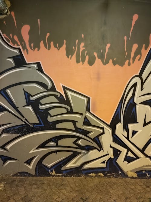 Бесплатное стоковое фото с граффити, закрашивания распылителем, уличная живопись