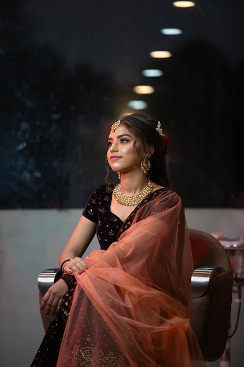 アームチェア, イヤリング, インドのファッションの無料の写真素材