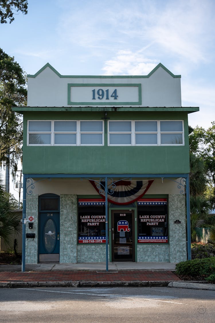 County Headquarters Of Republican Party