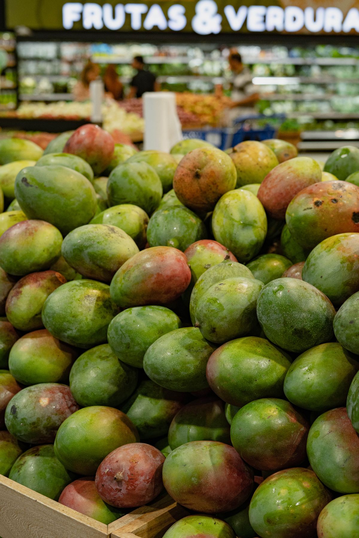 Fresh Mangoes