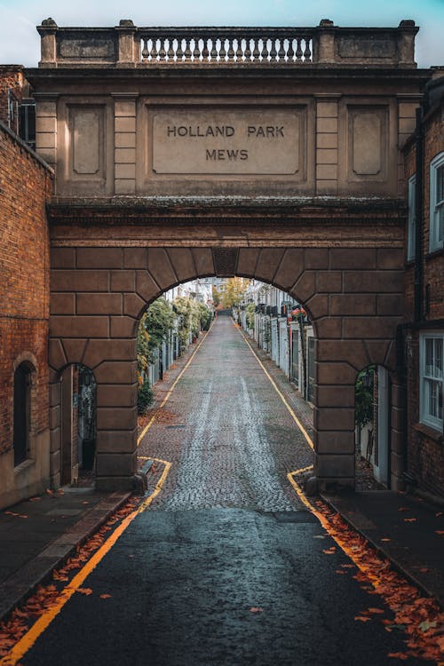 Arch in Holland Park Mews, London, UK 