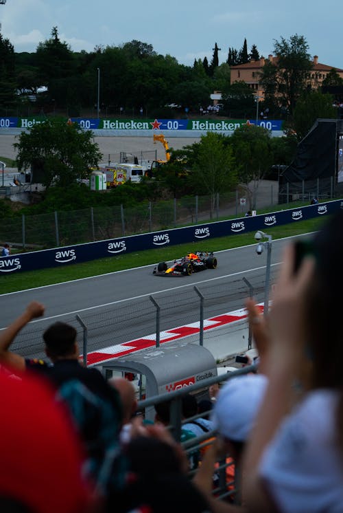 F1 Racing on Circuit