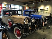 在卡尔加里博物馆探索经典老爷车系列，领略永恒的汽车设计之美